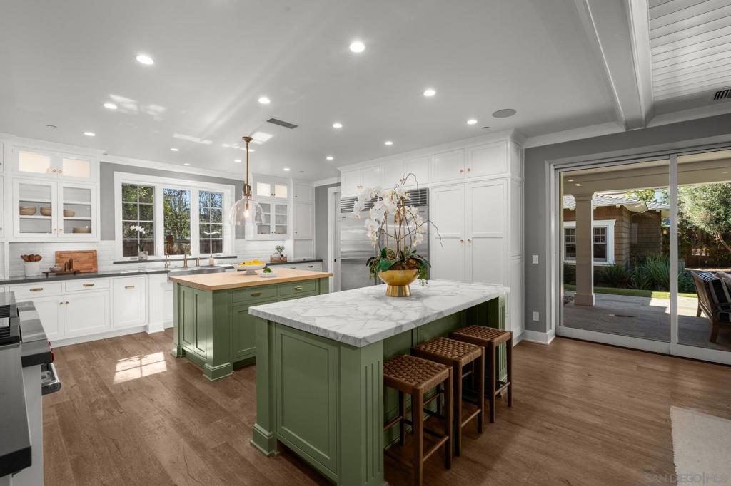 750 Country Club Ln, Coronado, CA 92118