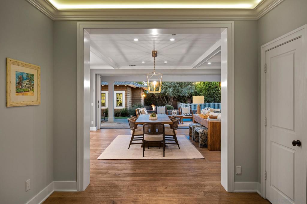 750 Country Club Ln, Coronado, CA 92118