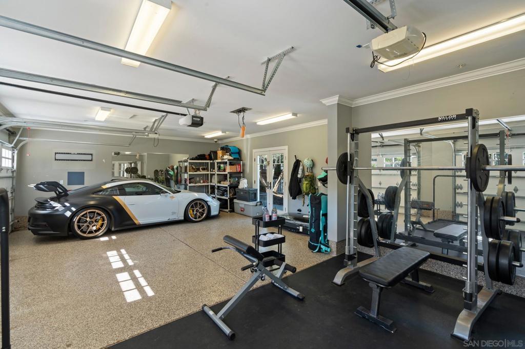 750 Country Club Ln, Coronado, CA 92118