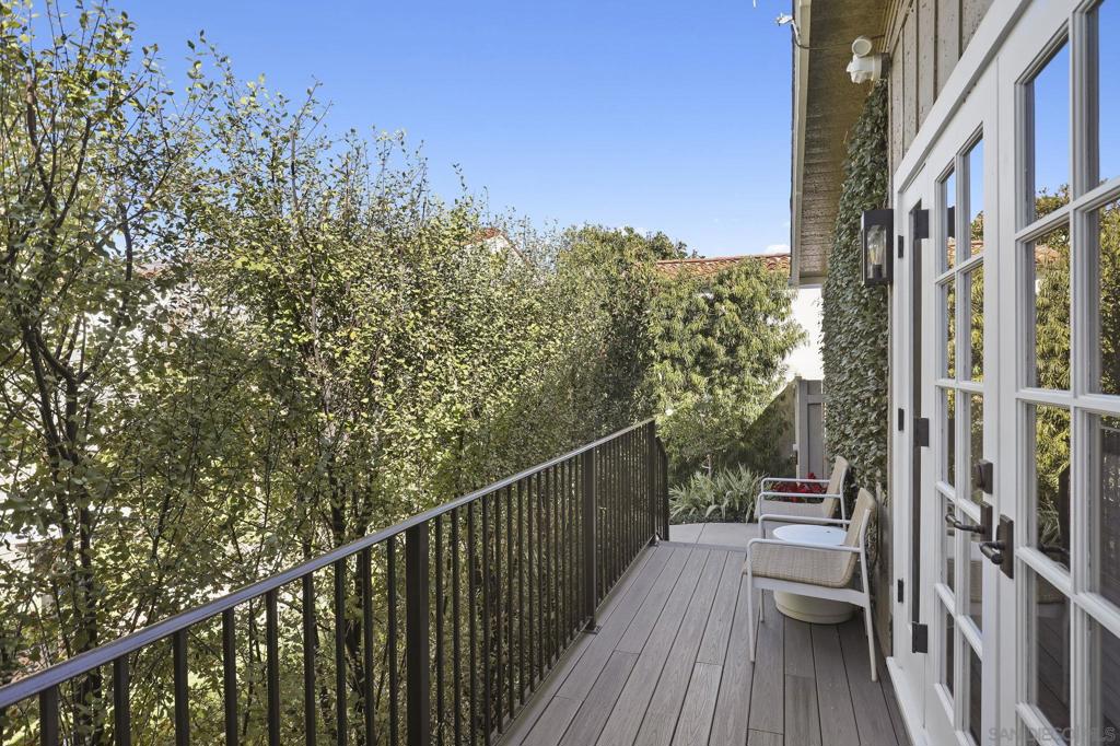 1437 Virginia Way, La Jolla, CA 92037
