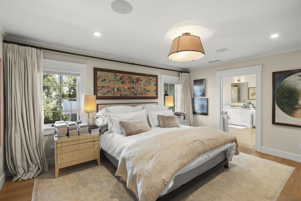 1437 Virginia Way, La Jolla, CA 92037