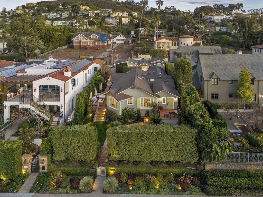 1437 Virginia Way, La Jolla, CA 92037