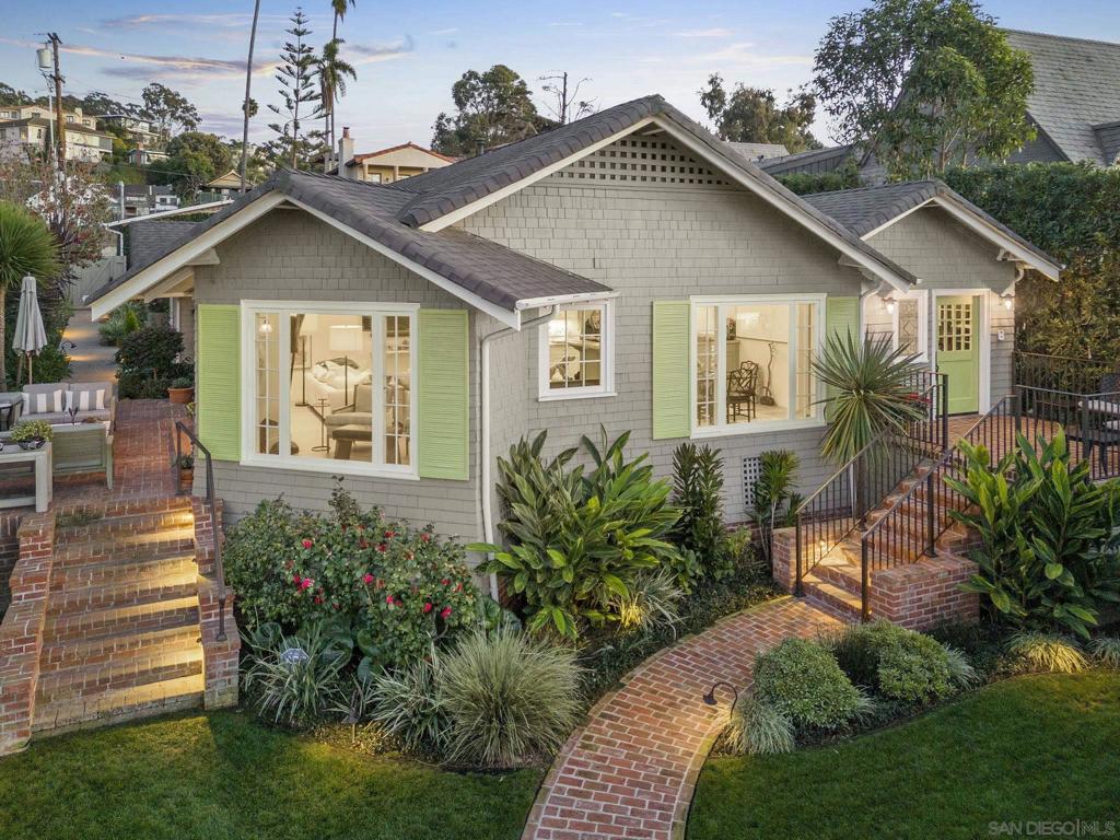 1437 Virginia Way, La Jolla, CA 92037