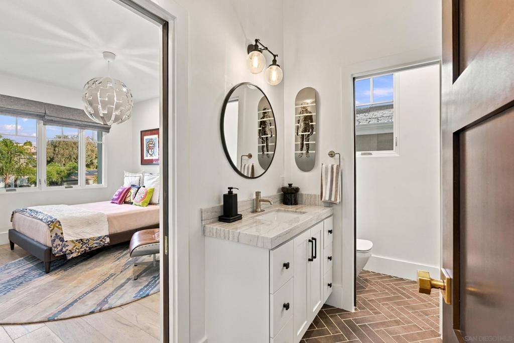 5518 Bellevue Ave, La Jolla, CA 92037
