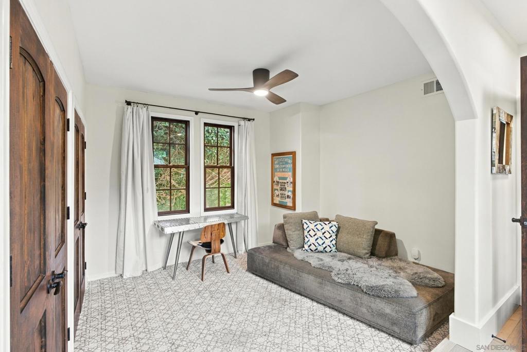 5518 Bellevue Ave, La Jolla, CA 92037