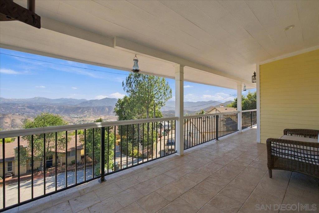 205 Highline Trail, El Cajon, CA 92021