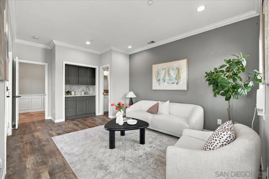 205 Highline Trail, El Cajon, CA 92021