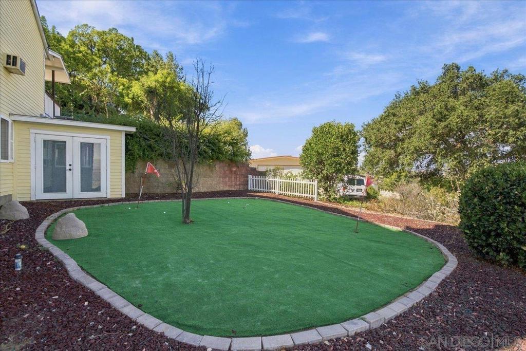 205 Highline Trail, El Cajon, CA 92021