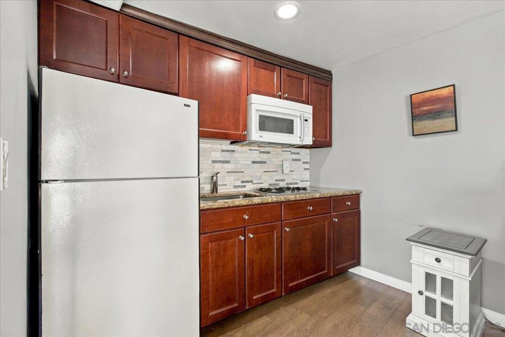 205 Highline Trail, El Cajon, CA 92021