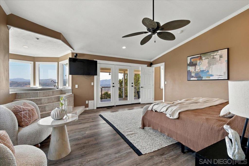 205 Highline Trail, El Cajon, CA 92021