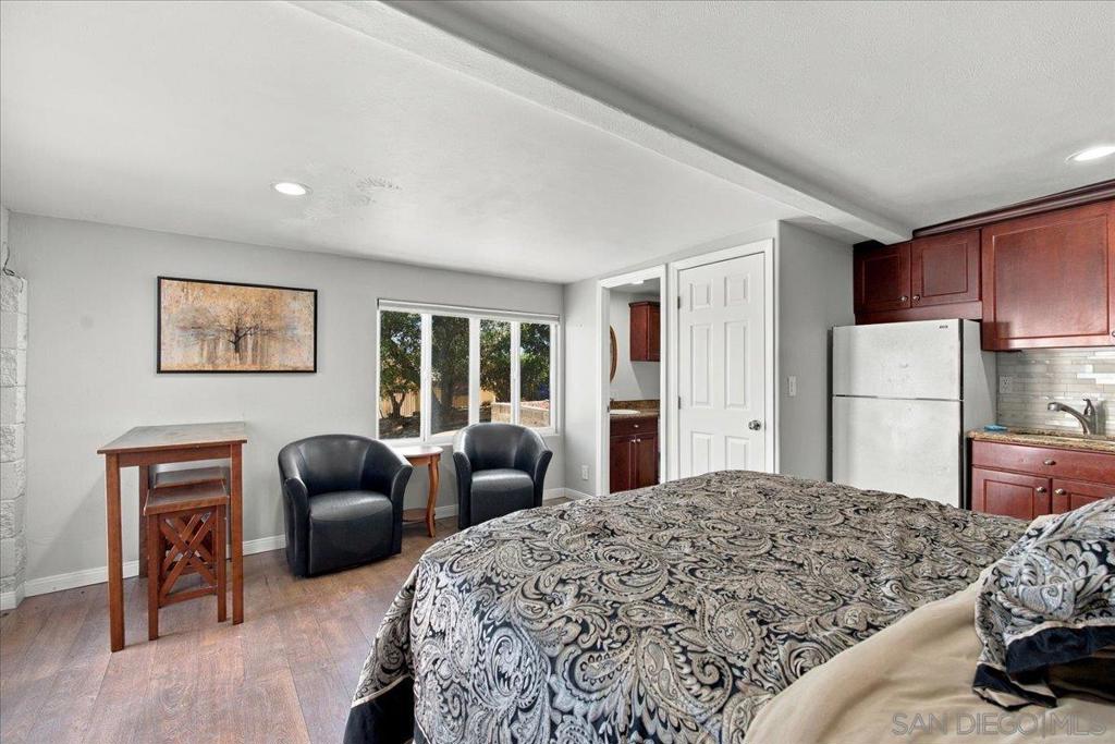 205 Highline Trail, El Cajon, CA 92021