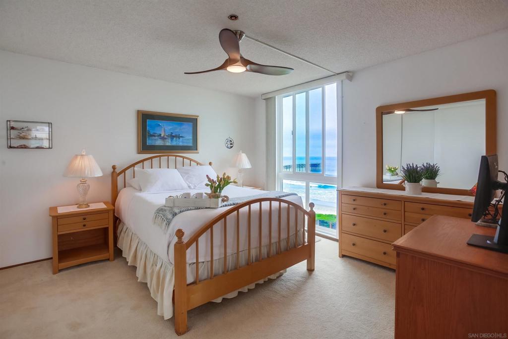 4627 Ocean Blvd, #402, San Diego, CA 92109