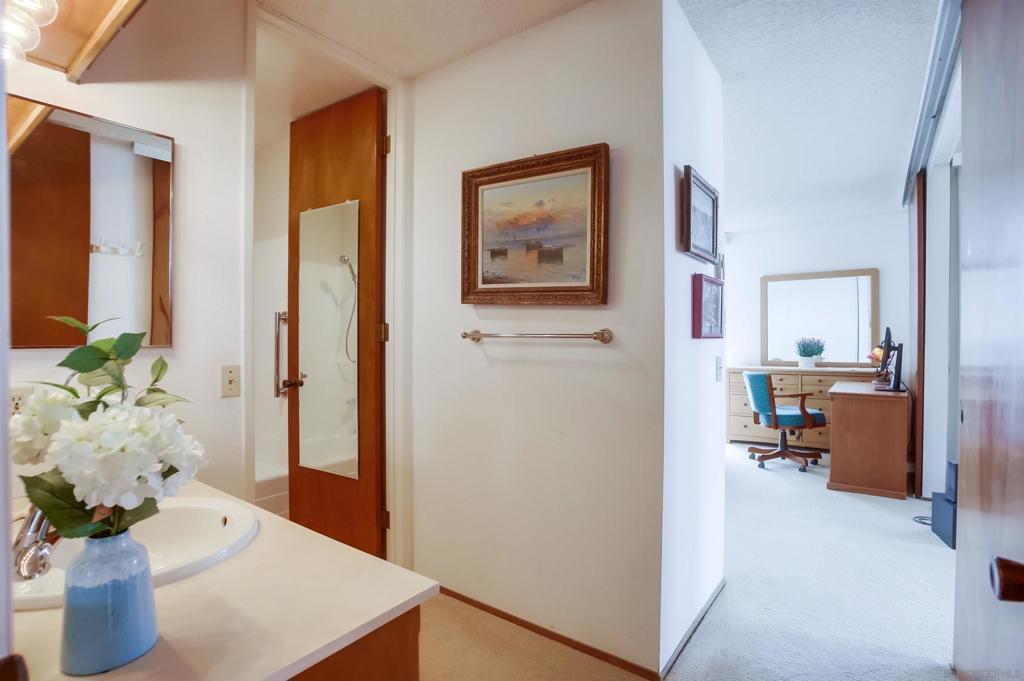 4627 Ocean Blvd, #402, San Diego, CA 92109