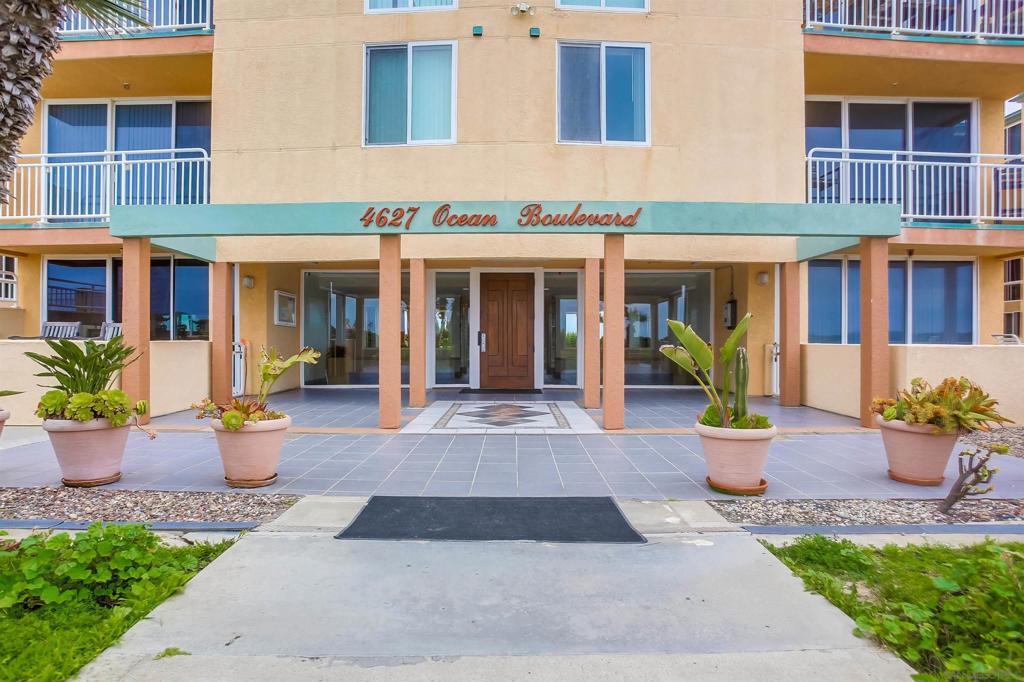 4627 Ocean Blvd, #402, San Diego, CA 92109