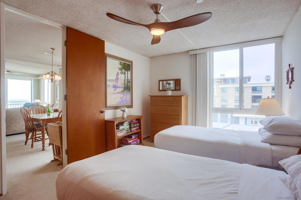 4627 Ocean Blvd, #402, San Diego, CA 92109