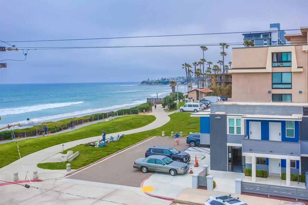 4627 Ocean Blvd, #402, San Diego, CA 92109
