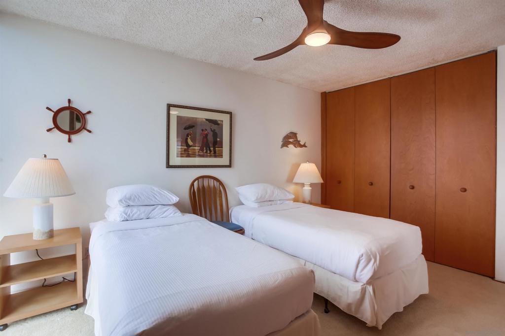 4627 Ocean Blvd, #402, San Diego, CA 92109