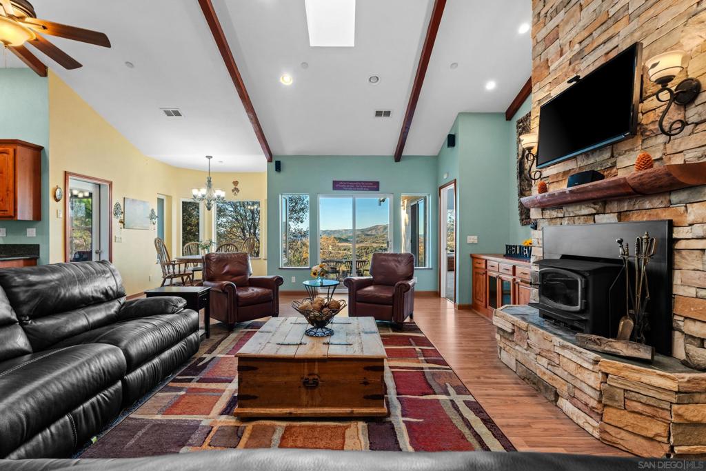 4103 Pine Hills Rd, Julian, CA 92036