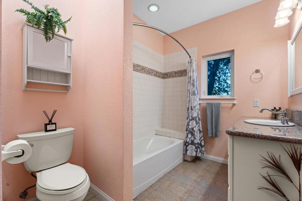 4103 Pine Hills Rd, Julian, CA 92036