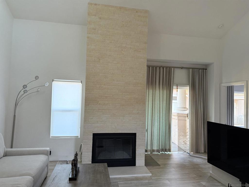 7275 Calabria Court, #66, San Diego, CA 92122 7275 Calabria Court, #66, San Diego, CA 92122
