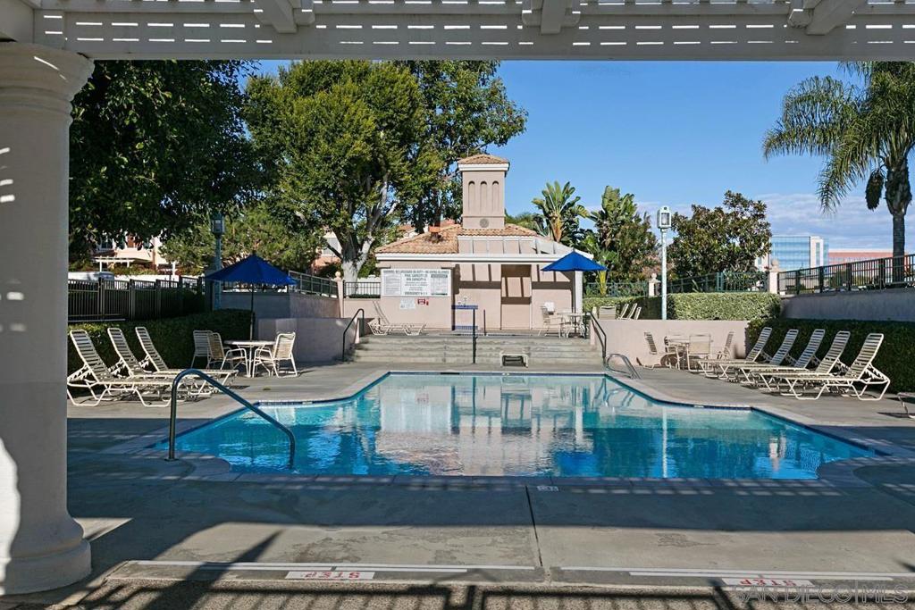 7275 Calabria Court, #66, San Diego, CA 92122