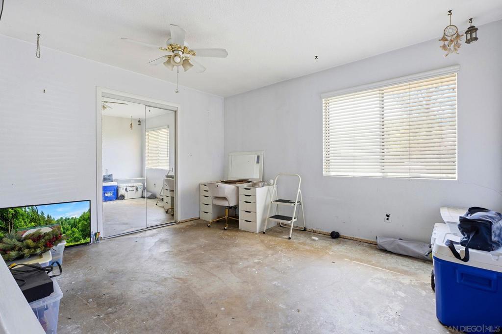 5747 Pray St, Bonita, CA 91902