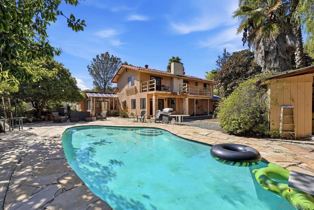 5747 Pray St, Bonita, CA 91902
