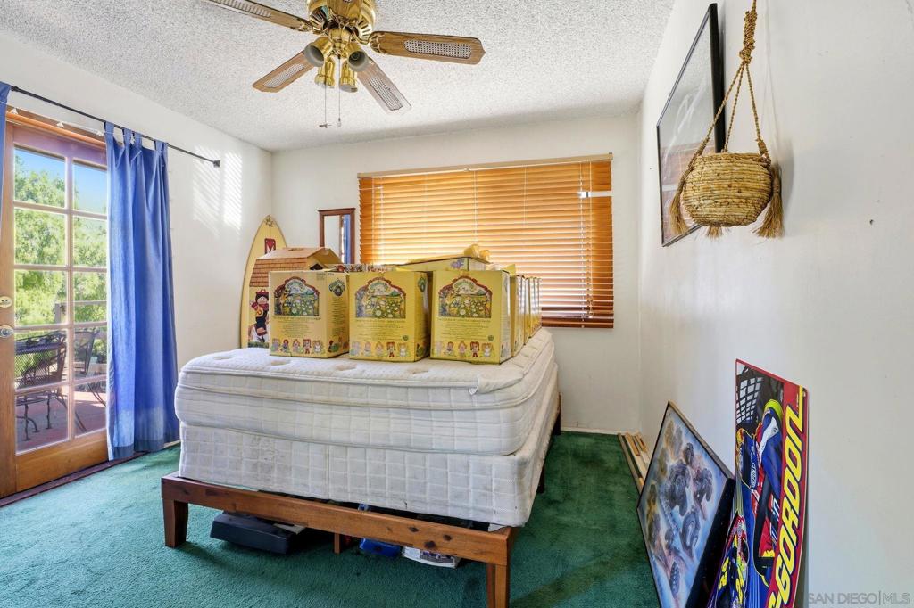 5747 Pray St, Bonita, CA 91902
