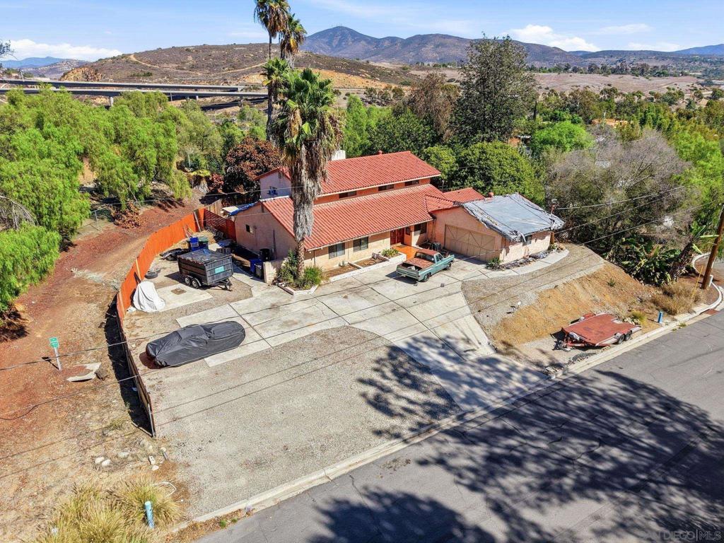 5747 Pray St, Bonita, CA 91902