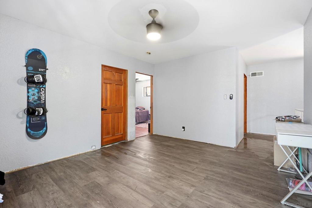 5747 Pray St, Bonita, CA 91902