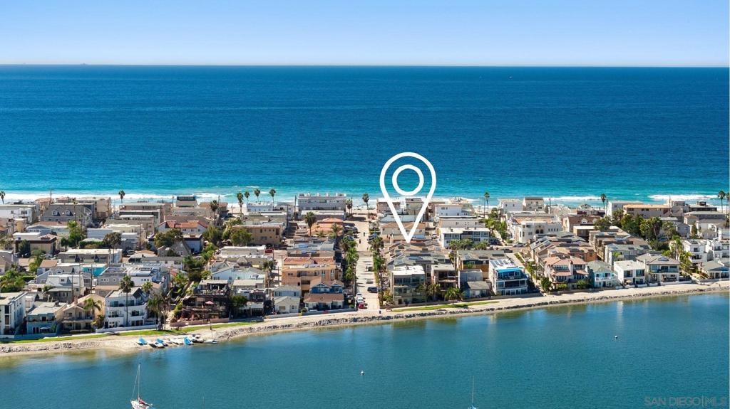 810 Santa Barbara Pl, San Diego, CA 92109