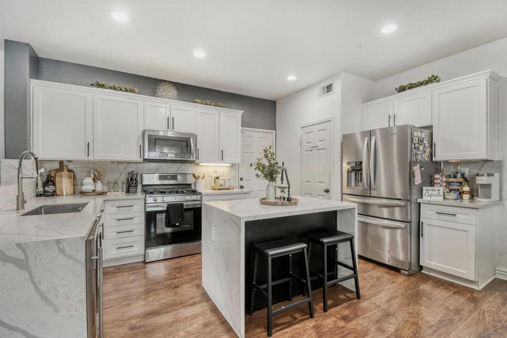 39230 Devotion Ln, Murrieta, CA 92563