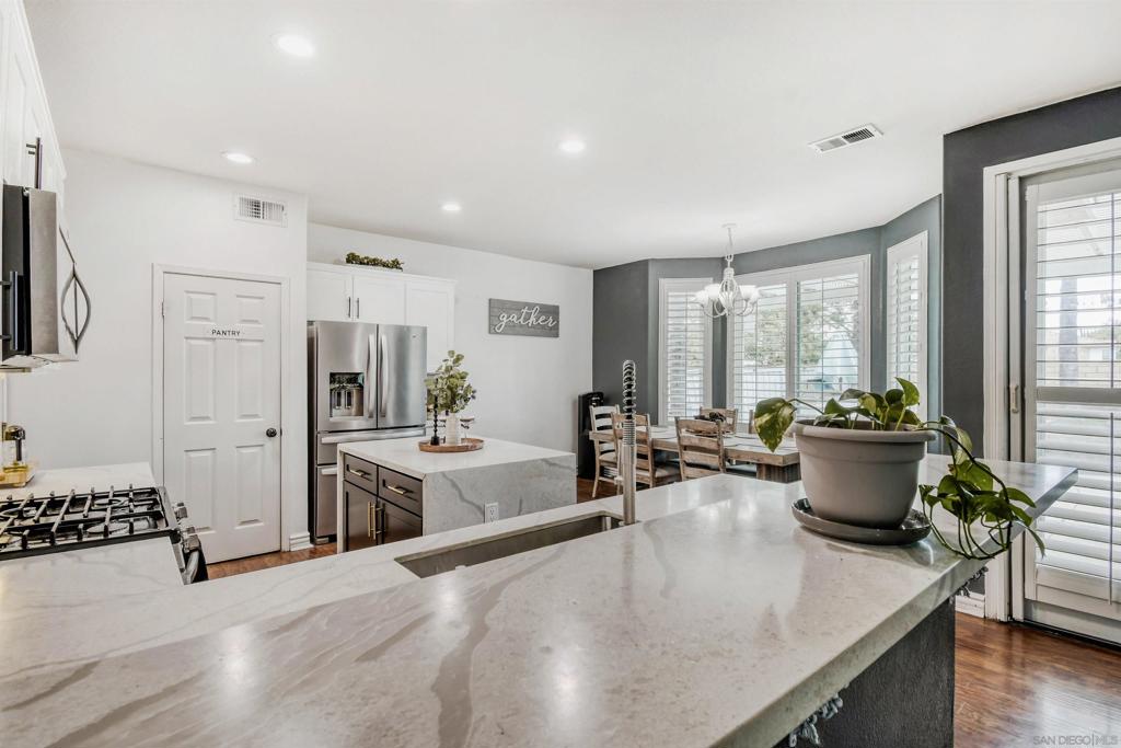 39230 Devotion Ln, Murrieta, CA 92563