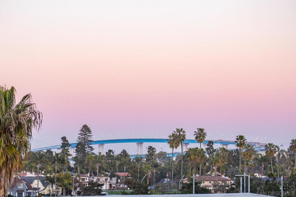 1528 Glorietta Blvd, Coronado, CA 92118