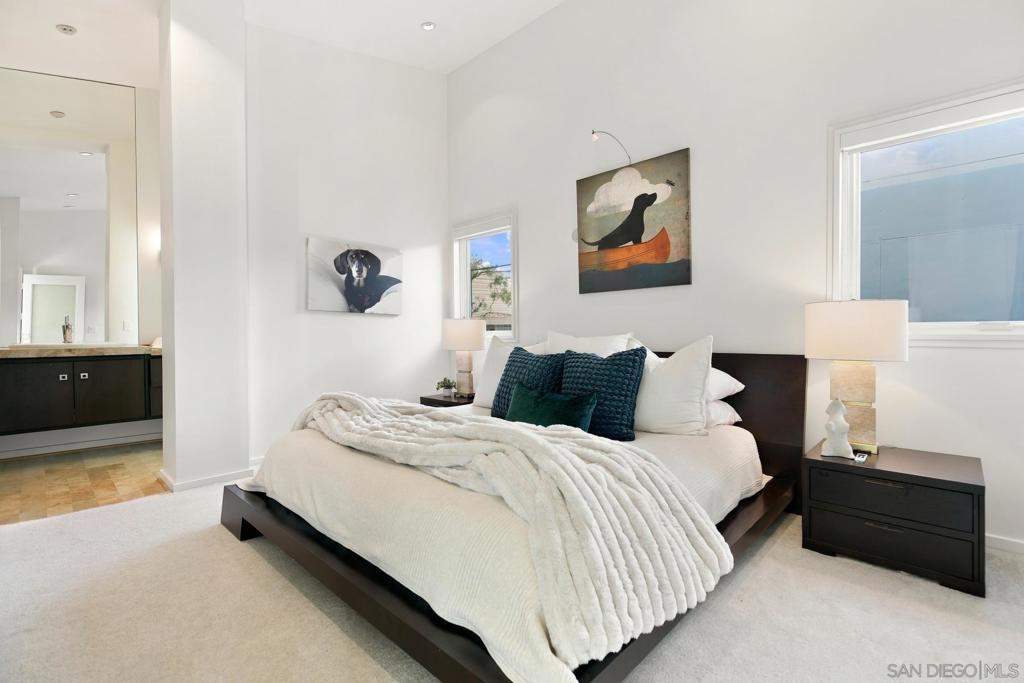 1528 Glorietta Blvd, Coronado, CA 92118