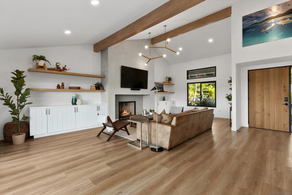627 Santa Rosita, Solana Beach, CA 92075