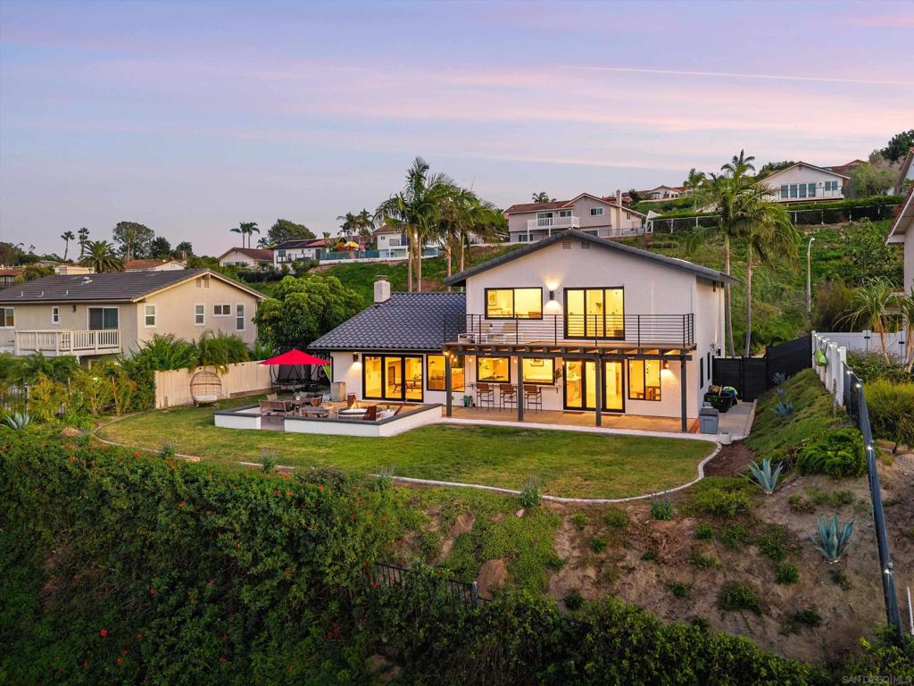 627 Santa Rosita, Solana Beach, CA 92075