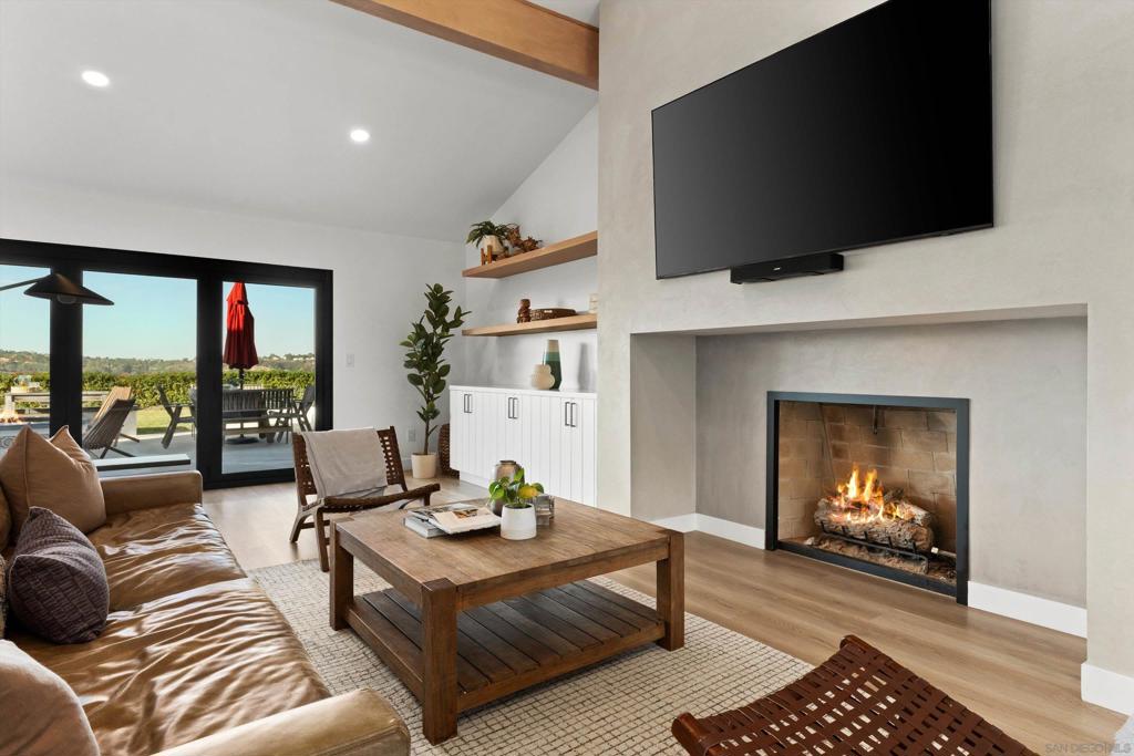 627 Santa Rosita, Solana Beach, CA 92075