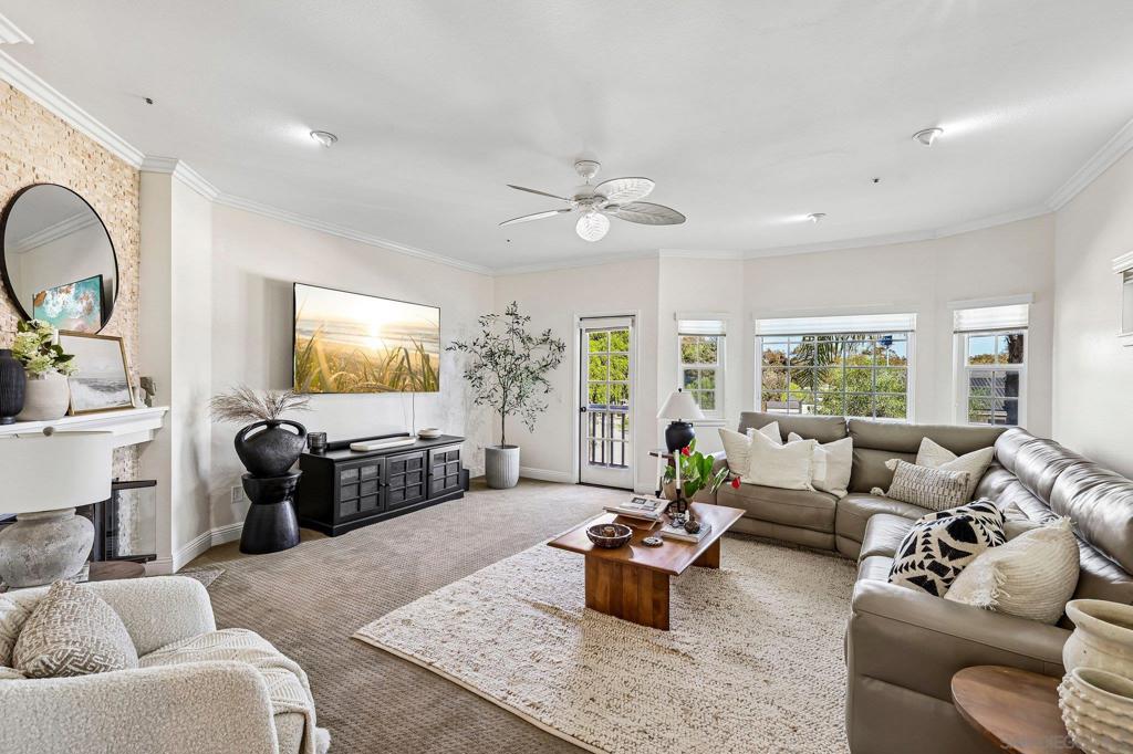 913 Vine street, Oceanside, CA 92054