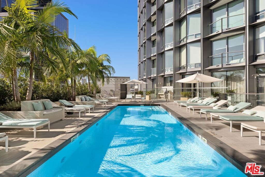 211 W Elm Court, #16B, Los Angeles, CA 90067