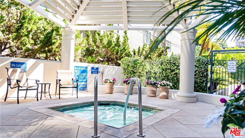 10724 Wilshire Boulevard, #1008, Los Angeles, CA 90024
