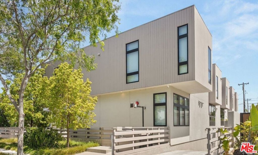 3808 College Avenue, Culver City, CA 90232 3808 College Avenue, Culver City, CA 90232