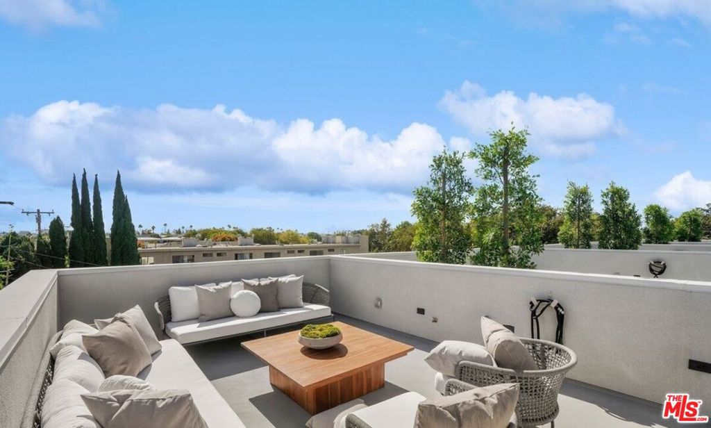 3808 College Avenue, Culver City, CA 90232
