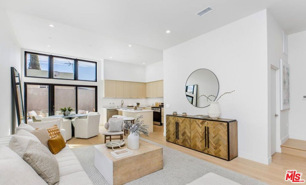 3808 College Avenue, Culver City, CA 90232