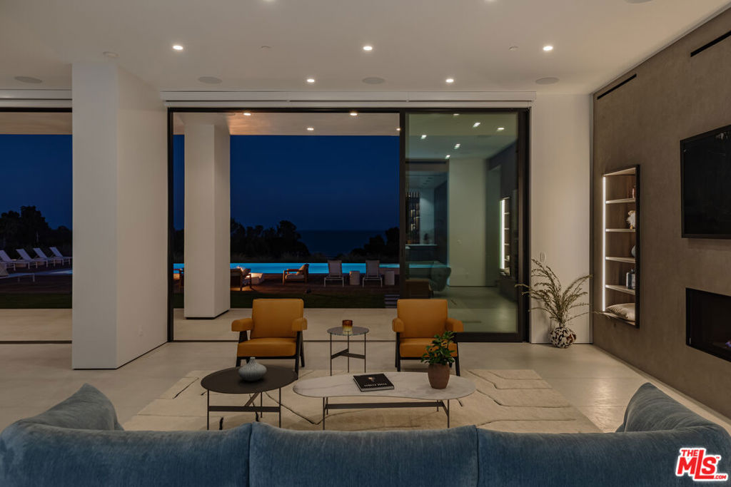 27715 Pacific Coast Highway, Malibu, CA 90265