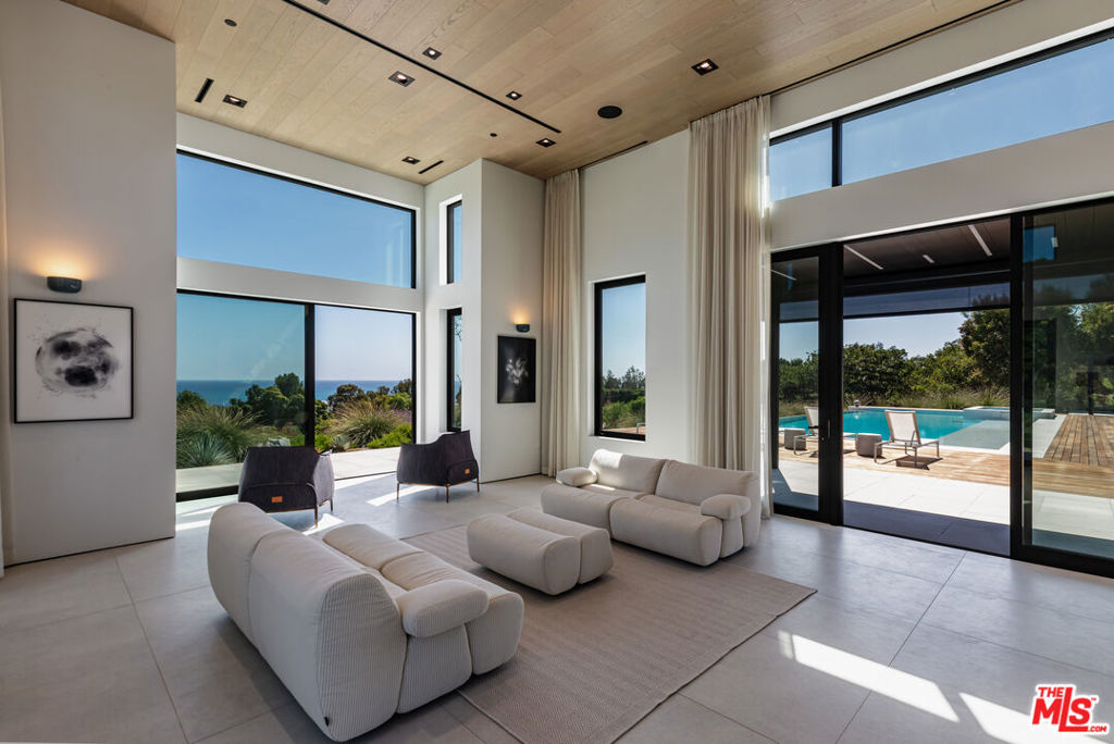 27715 Pacific Coast Highway, Malibu, CA 90265