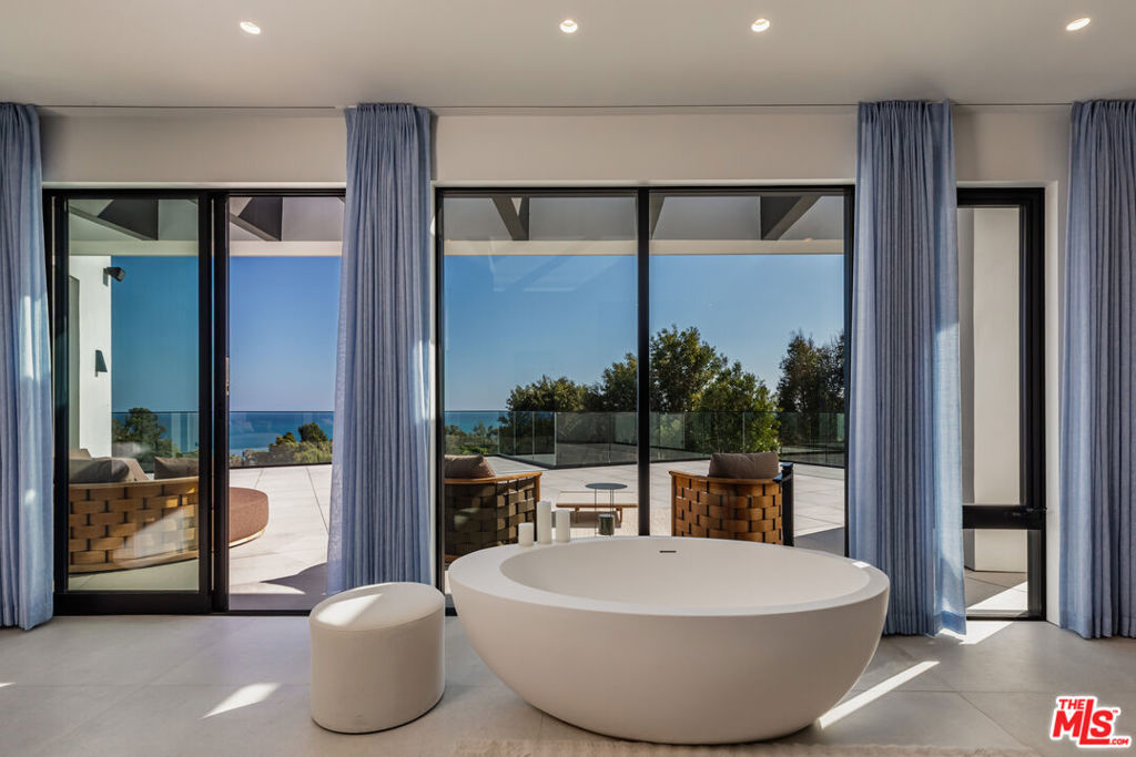 27715 Pacific Coast Highway, Malibu, CA 90265