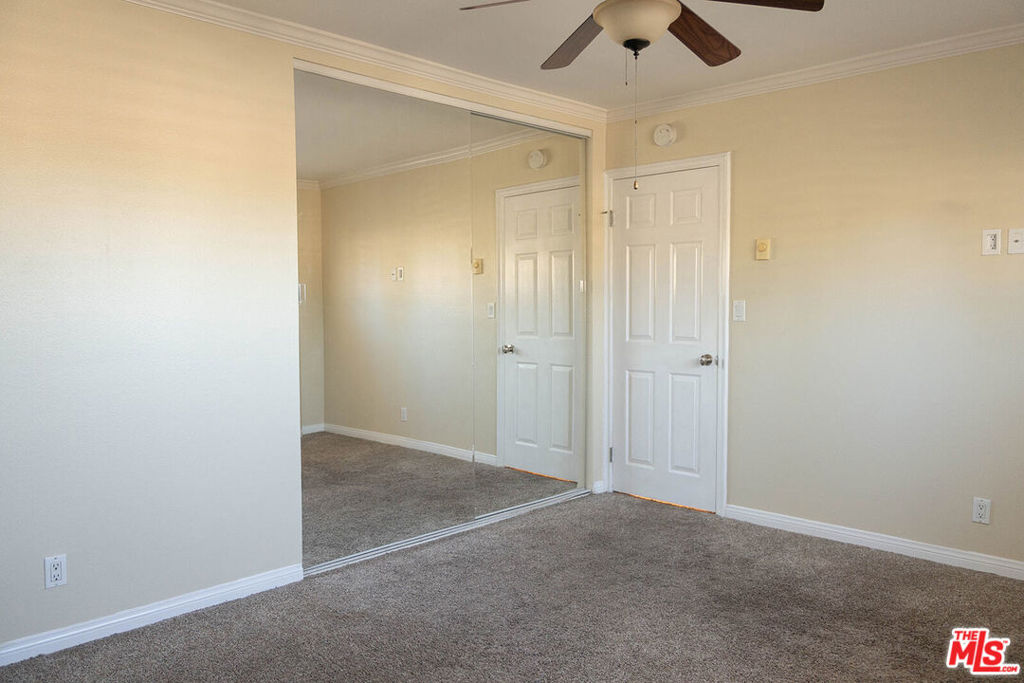 837 N West Knoll Drive, #319, West Hollywood, CA 90069