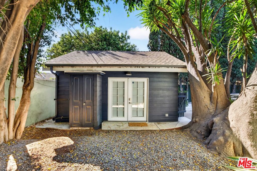 4412 Melbourne Avenue, Los Angeles, CA 90027