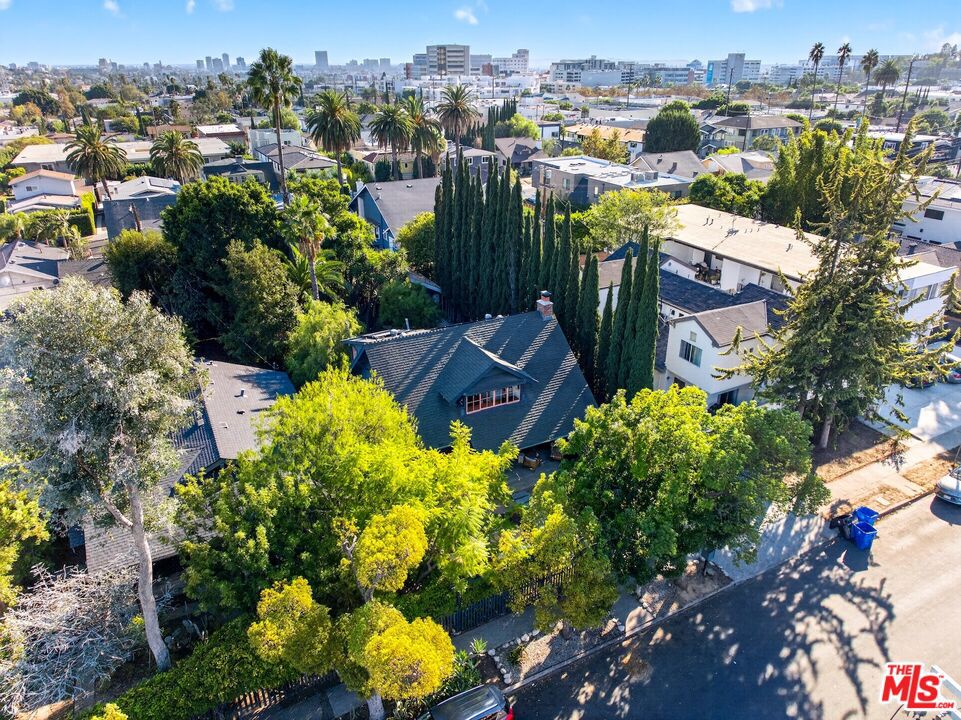 4412 Melbourne Avenue, Los Angeles, CA 90027